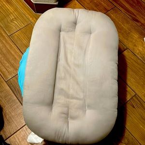 Snuggle Me Organic Baby Lounger